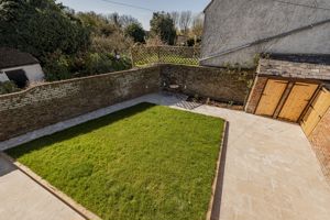 Photo 17- click for photo gallery